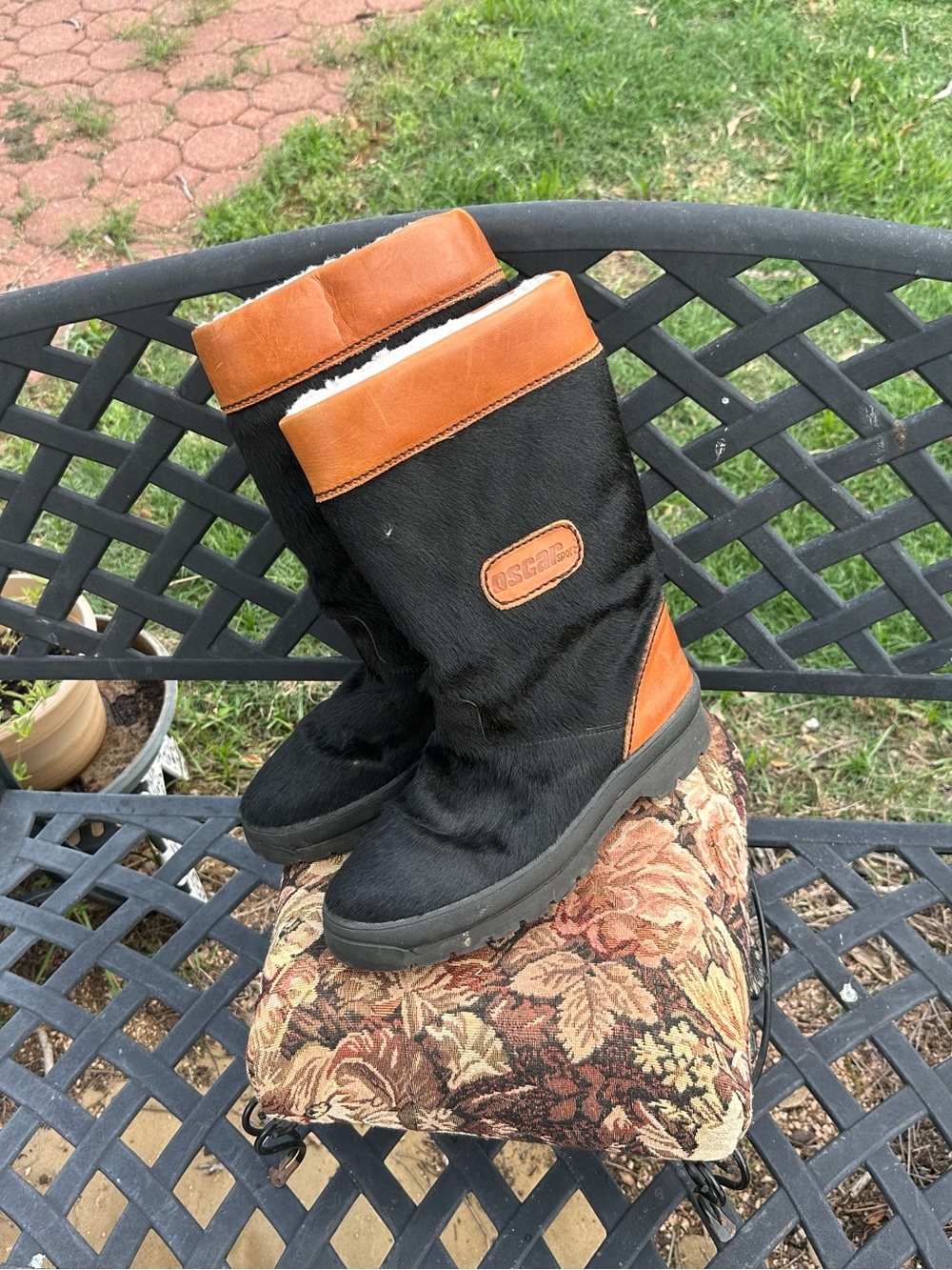 VINTAGE Oscar Sport Italy Après-Ski Boots - Genuine Black Goat Fur & Leather